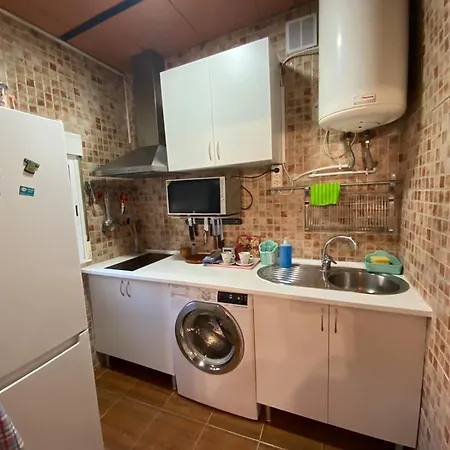 Appartement Estudio Con Cocina, Bano Y Piscina De Temporada Compartida, A 8km De Cordoba, En Plena Sierra, By Trassierrarooms *